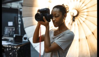 نجاح التصوير الفوتوغرافي: صقل مهاراتك من خلال تعليم التصوير الفوتوغرافي الشامل