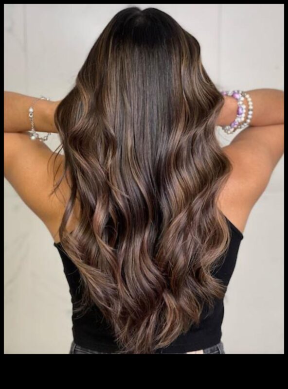 أناقة الإسبريسو: استكشاف العالم الغني للشعر البني